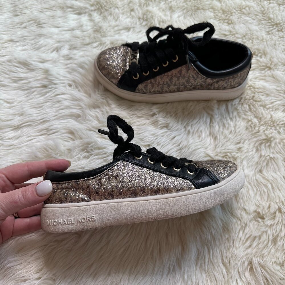 Michael Kors Little Girls Jem Miracle Glitter Logo Sneaker 13